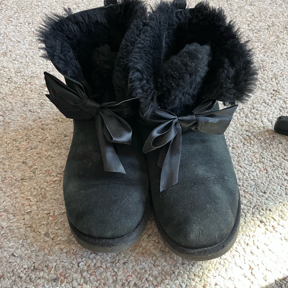 UGG black size 9